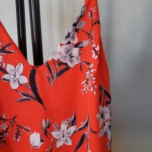 Daytrip Strappy Floral Tank Size Small